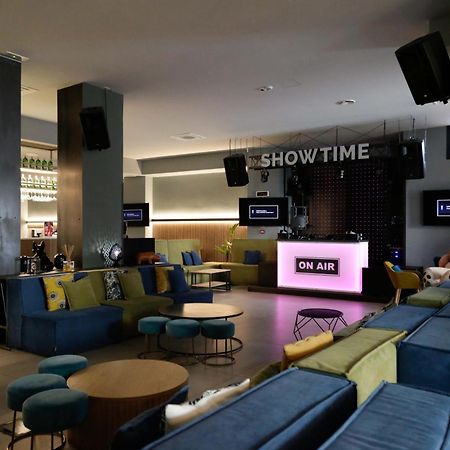 Arryvo Hotel 레체 외부 사진