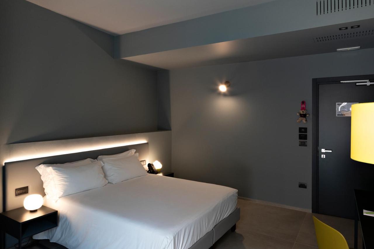 Arryvo Hotel 레체 외부 사진